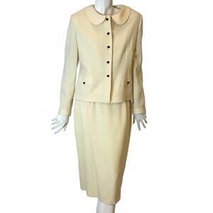 NEW ECAILLE PARIS women's button front skirt suit in cream